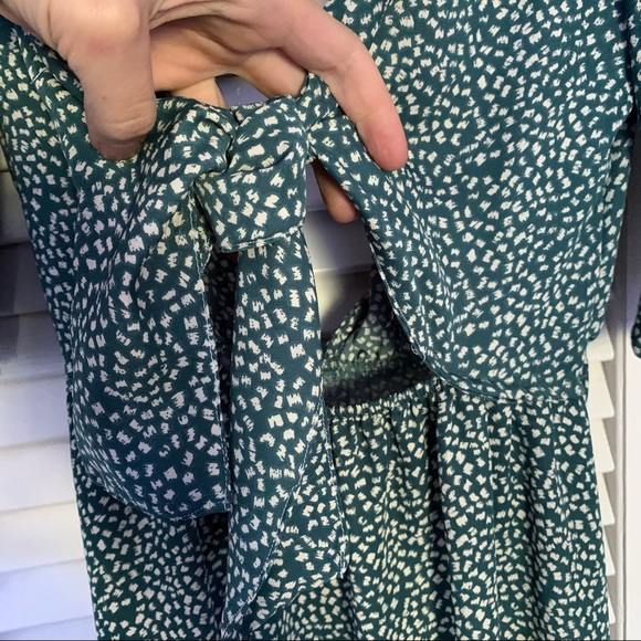 Teal tie front patterned midi dress cutout green - Picture 9 of 9